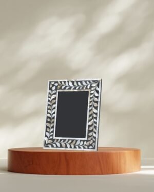 Black Mother of Pearl Inlay Photo Frame Manufacturer Handmade B2B